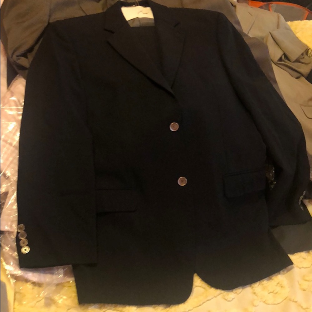 Men’s Suit